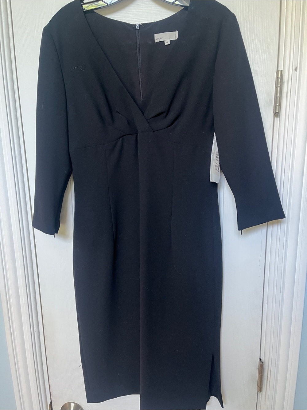 Kay Unger Black Long-Sleeve Twist-Front Sheath Dress